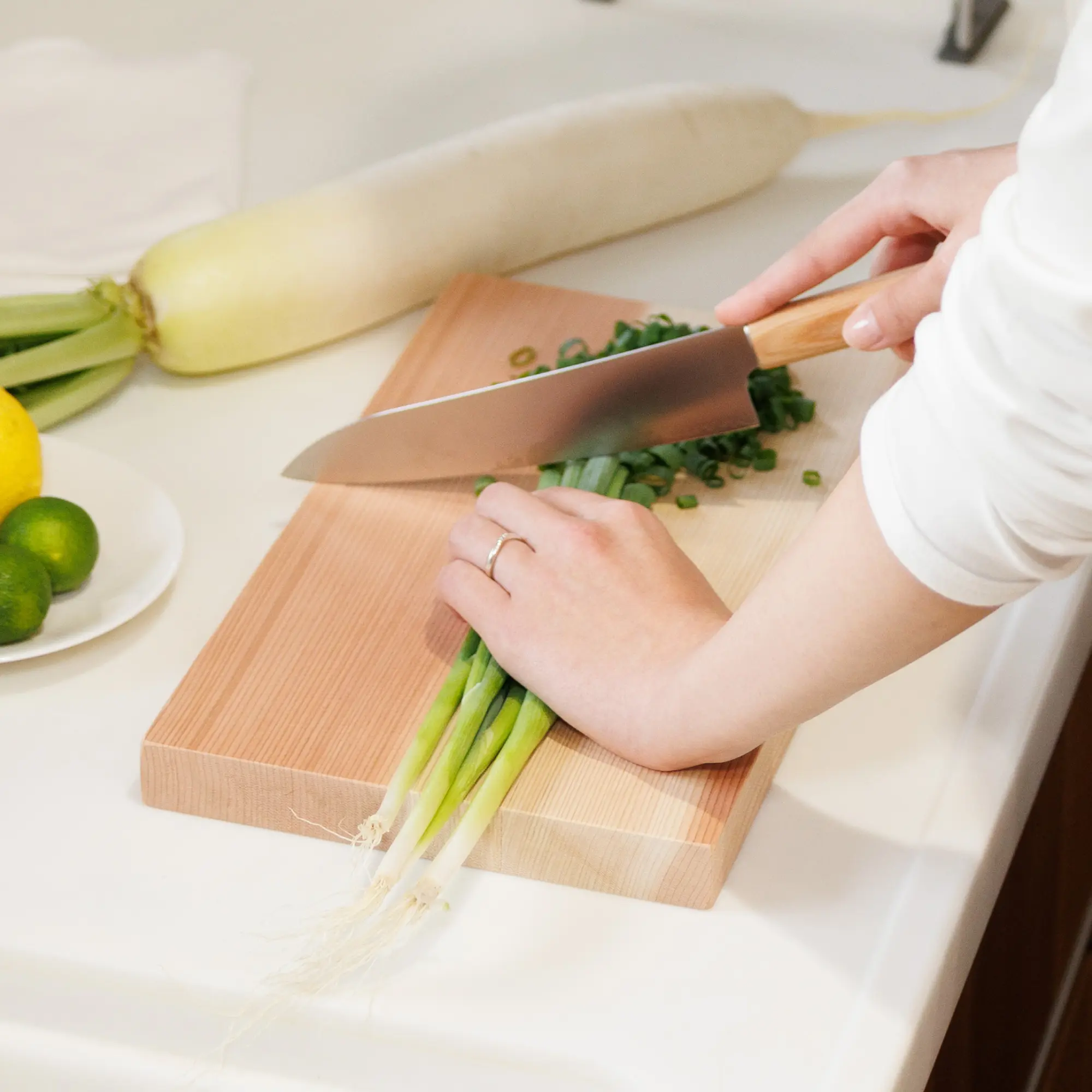 No.24_nouso_まな板_国産赤白杉_小