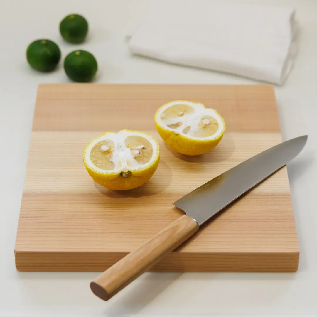 まな板 部厚 正方形（国産赤白杉）